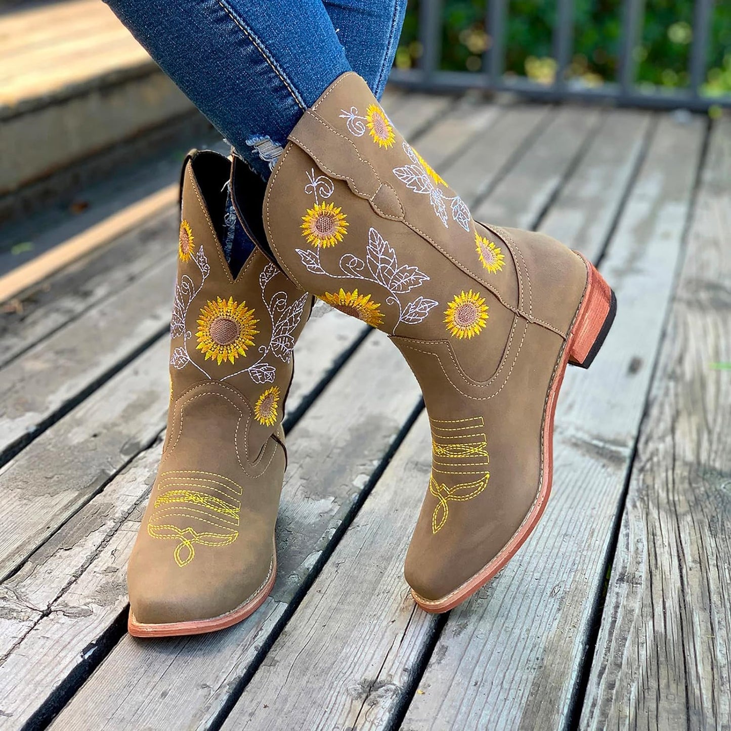 FREYA™ BOTINES CASUALES CON TACÓN DE CUÑA Y ESTILO BORDADO